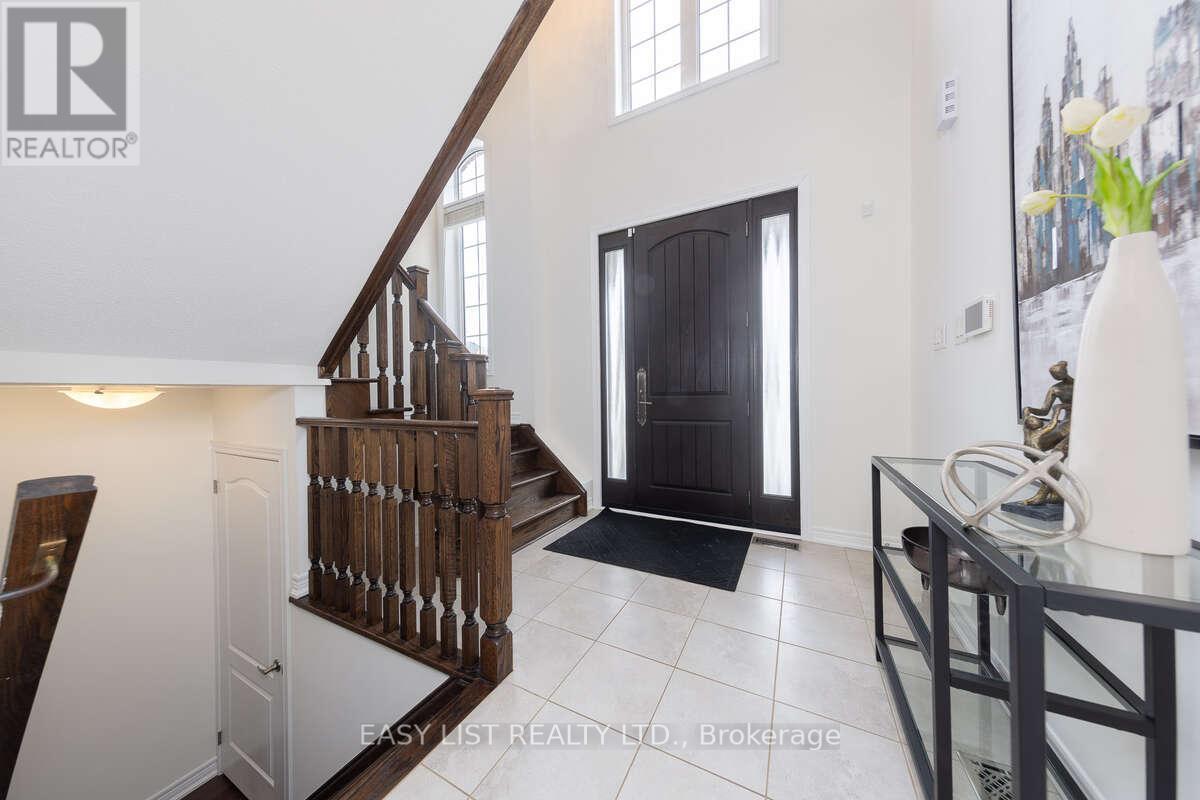 68 Jolana Crescent, Halton Hills, Ontario  L7G 0G4 - Photo 5 - W13093848