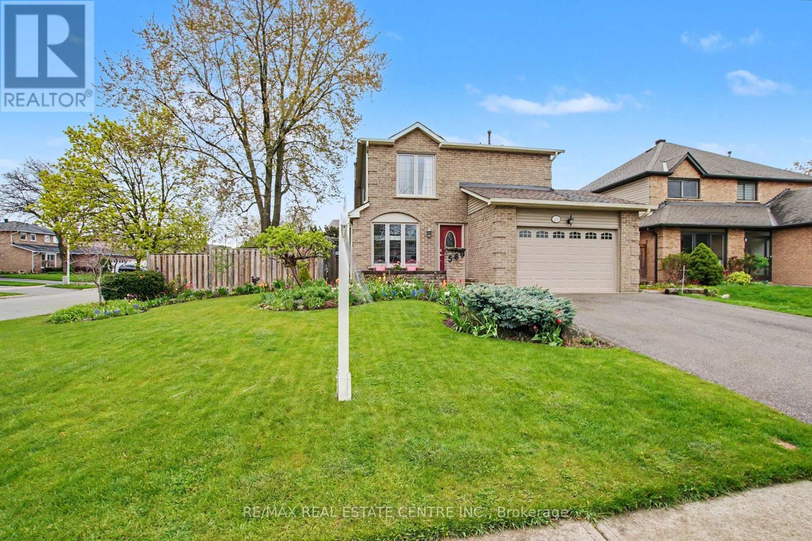 569 Vanier Drive, Milton, Ontario  L9T 4S4 - Photo 9 - W13093856