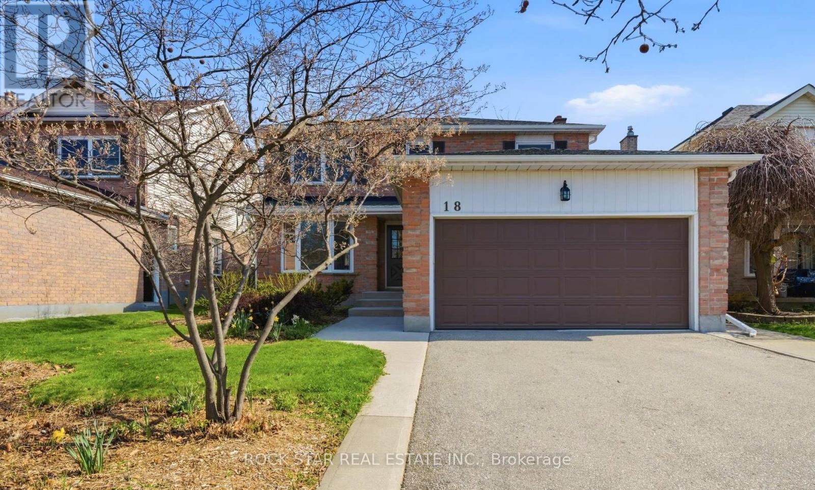 18 NORTHFOREST TRAIL, Kitchener, Ontario