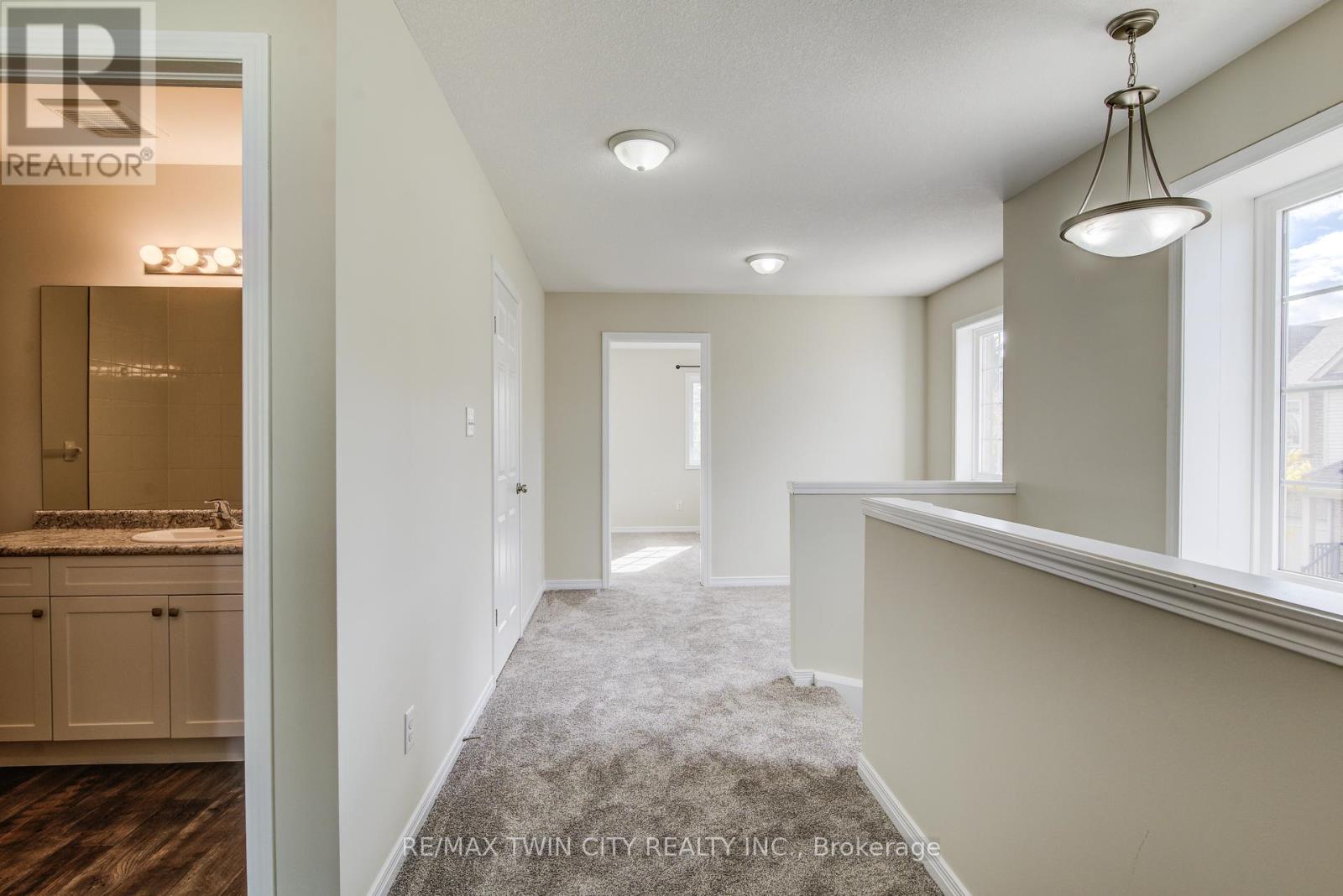 40 - 50 Pinnacle Drive, Kitchener, Ontario  N2P 1C5 - Photo 32 - X13093864