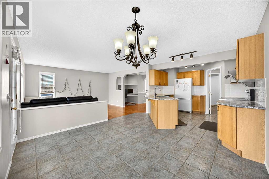 287 Panamount Drive NW, Calgary, Alberta  T3K 5L9 - Photo 7 - A2290564