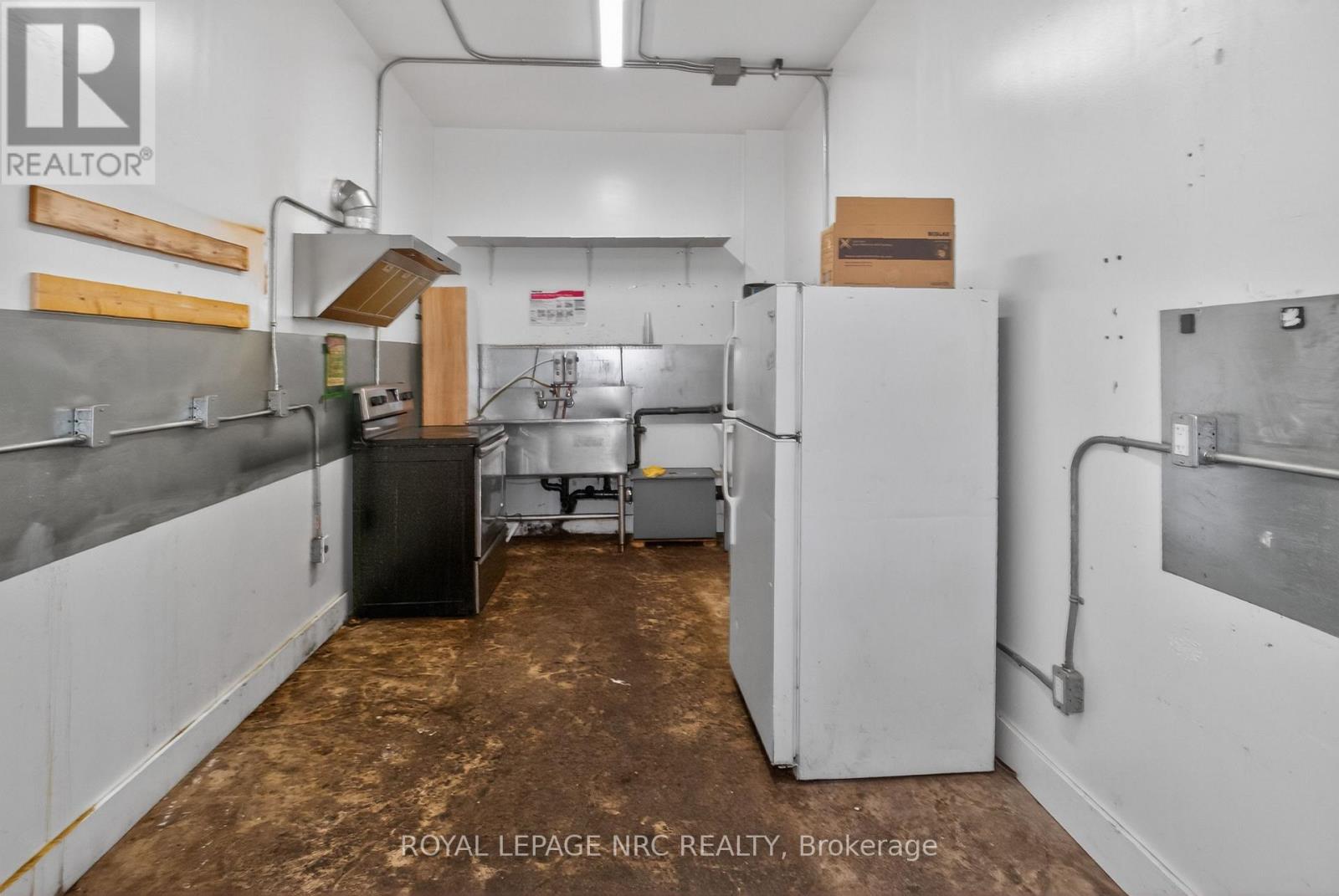 406 Derby Road, Fort Erie, Ontario  L0S 1B0 - Photo 11 - X13093868