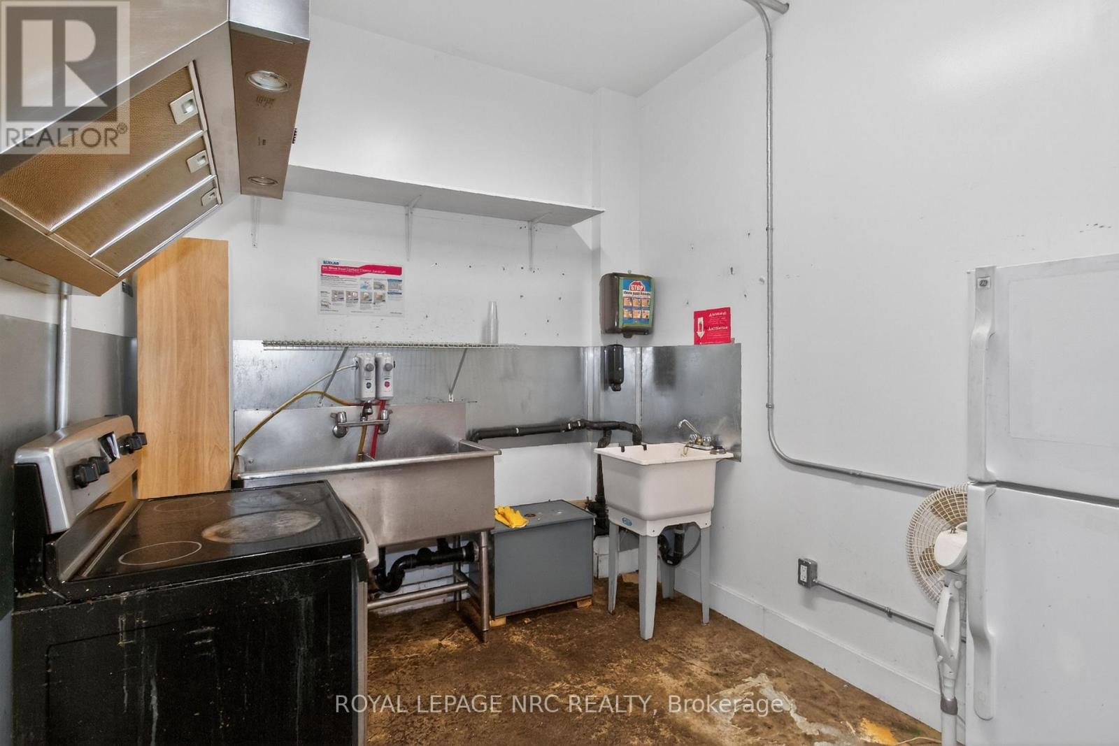 406 Derby Road, Fort Erie, Ontario  L0S 1B0 - Photo 12 - X13093868