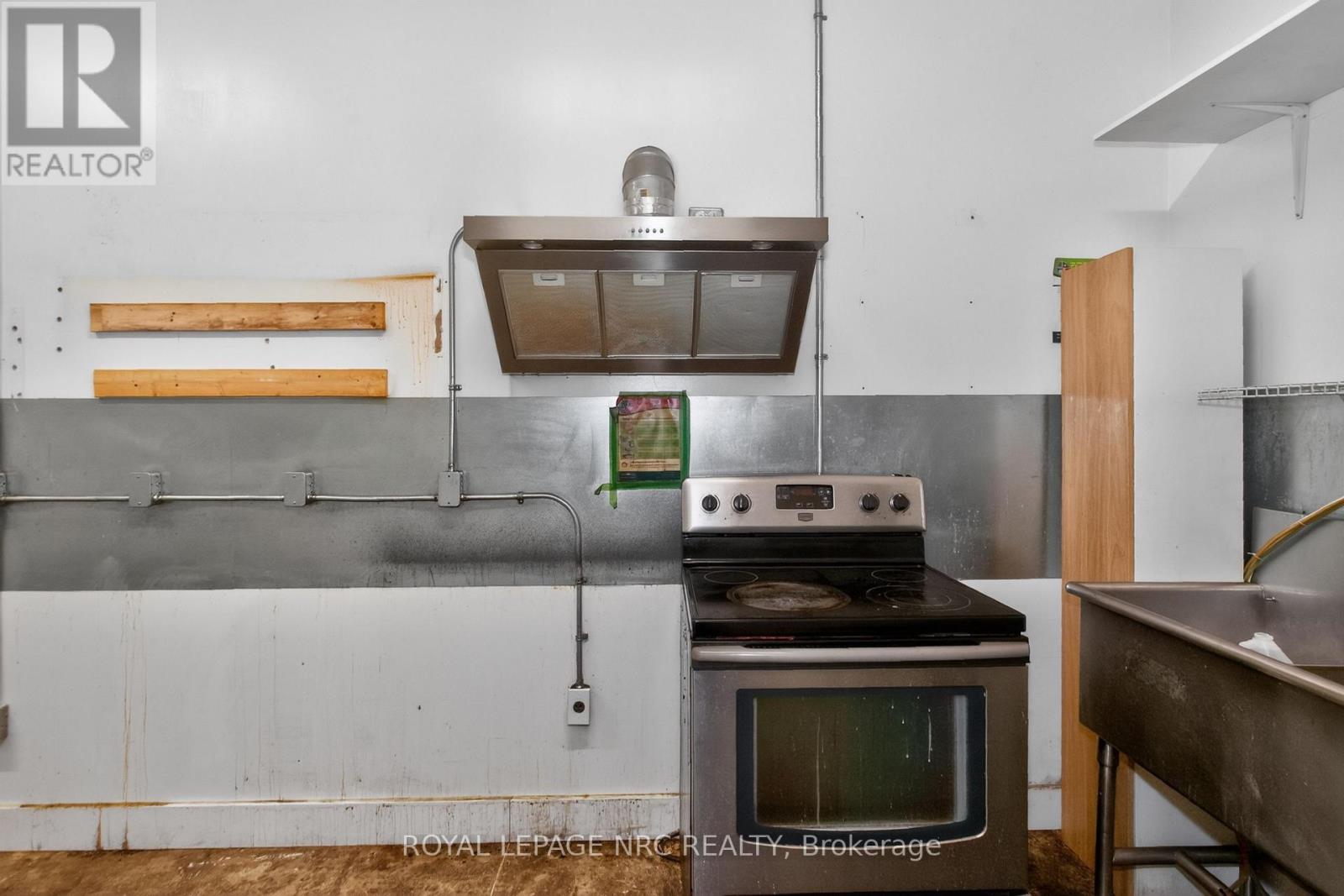 406 Derby Road, Fort Erie, Ontario  L0S 1B0 - Photo 13 - X13093868