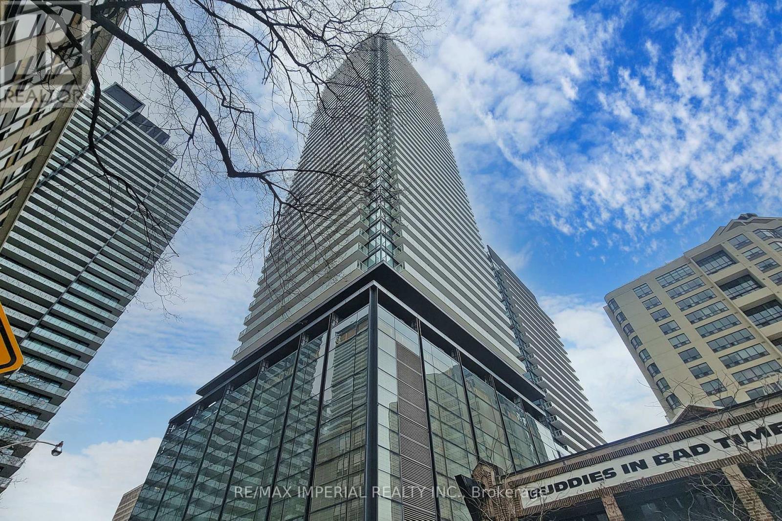 2409 - 501 YONGE STREET, Toronto, Ontario