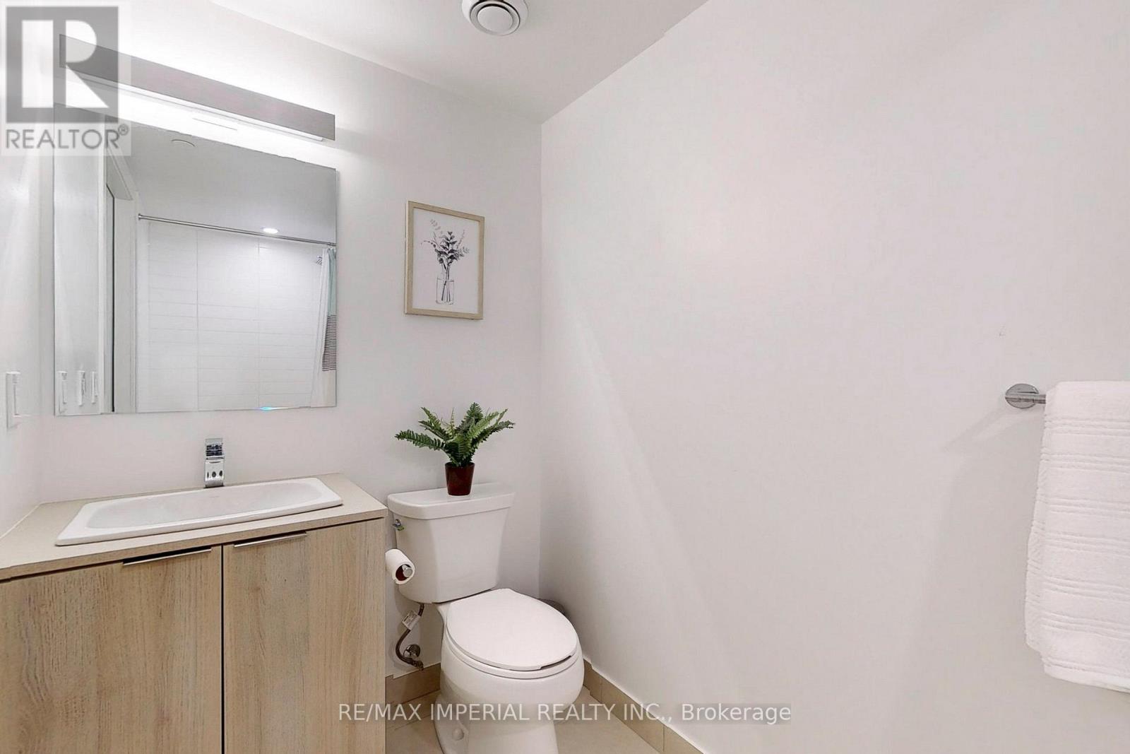 2409 - 501 Yonge Street, Toronto, Ontario  M4Y 0G8 - Photo 28 - C13093900