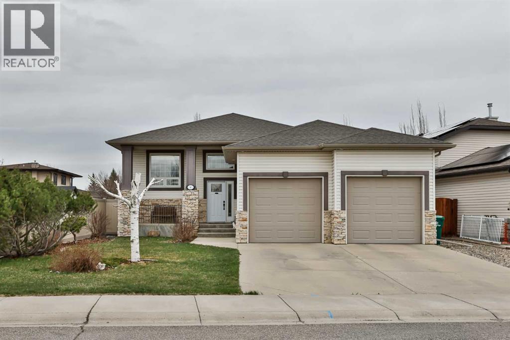 4 Rivermill Landing W, Lethbridge, Alberta