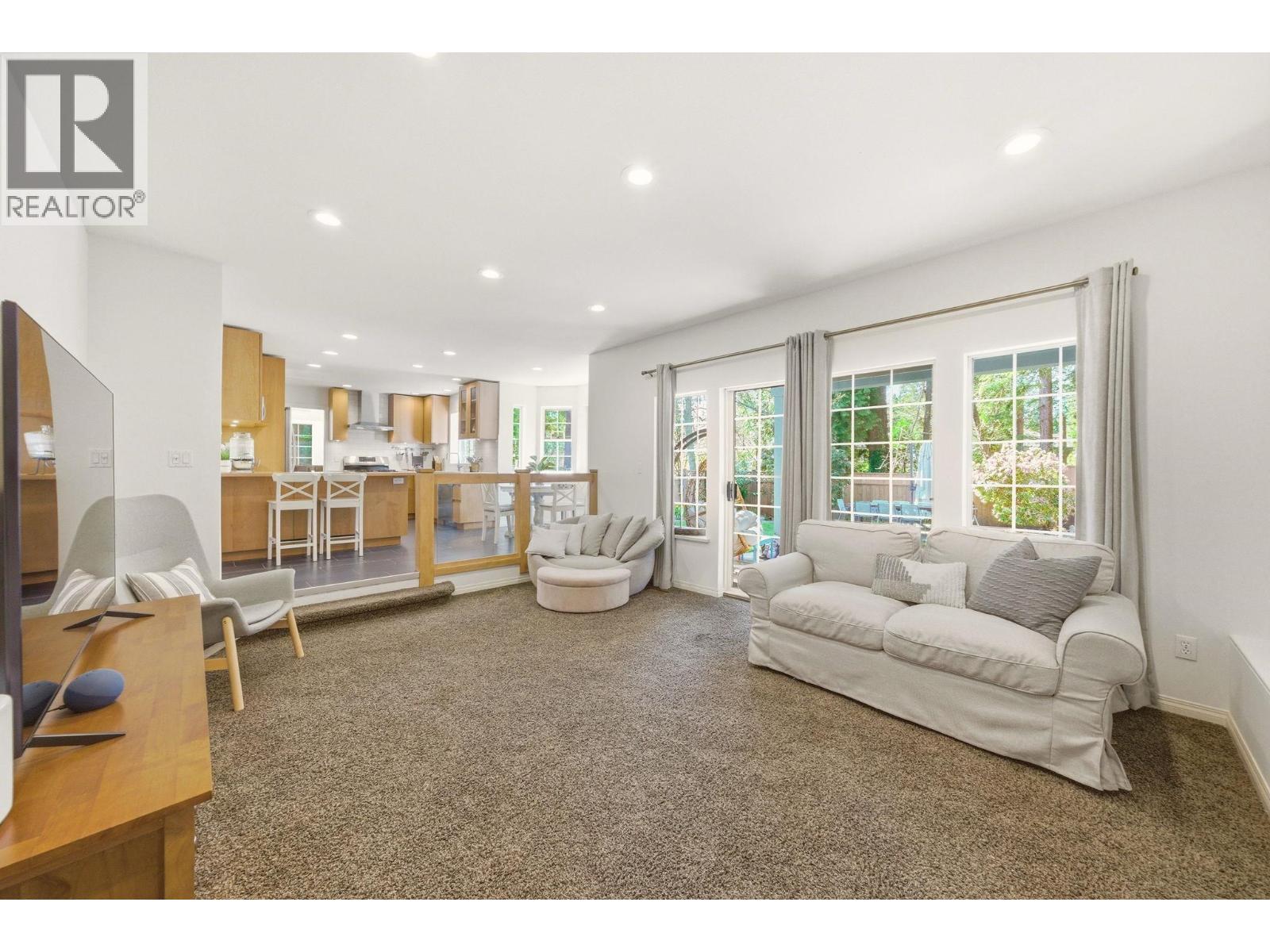 4063 Shone Road, North Vancouver, British Columbia  V7G 2N4 - Photo 16 - R3120497