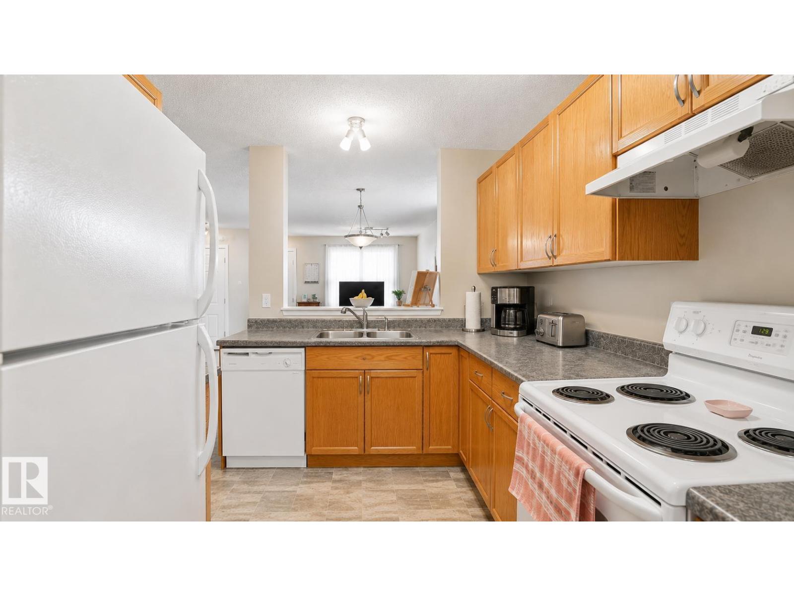 9745 71 Av Nw, Edmonton, Alberta  T6E 0W5 - Photo 6 - E4486115