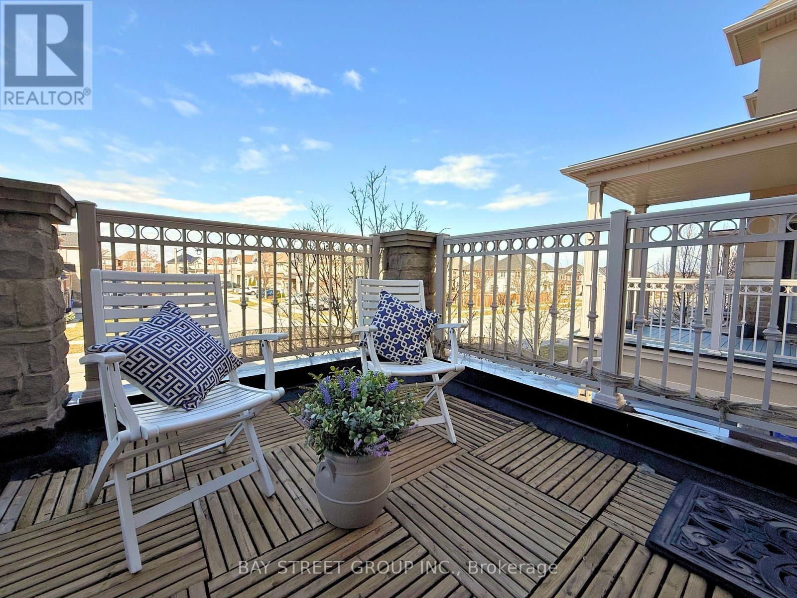 2564 GRAND OAK TRAIL, Oakville, Ontario