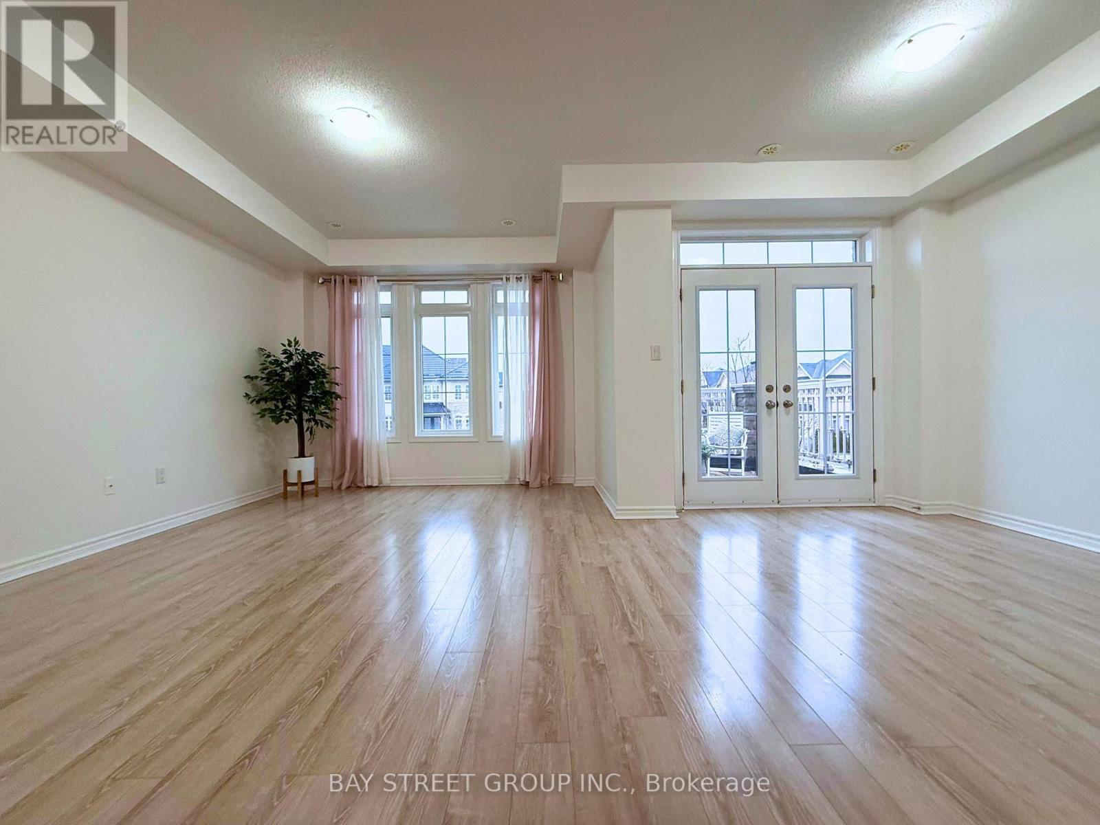 2564 Grand Oak Trail, Oakville, Ontario  L6M 0S4 - Photo 12 - W13093894
