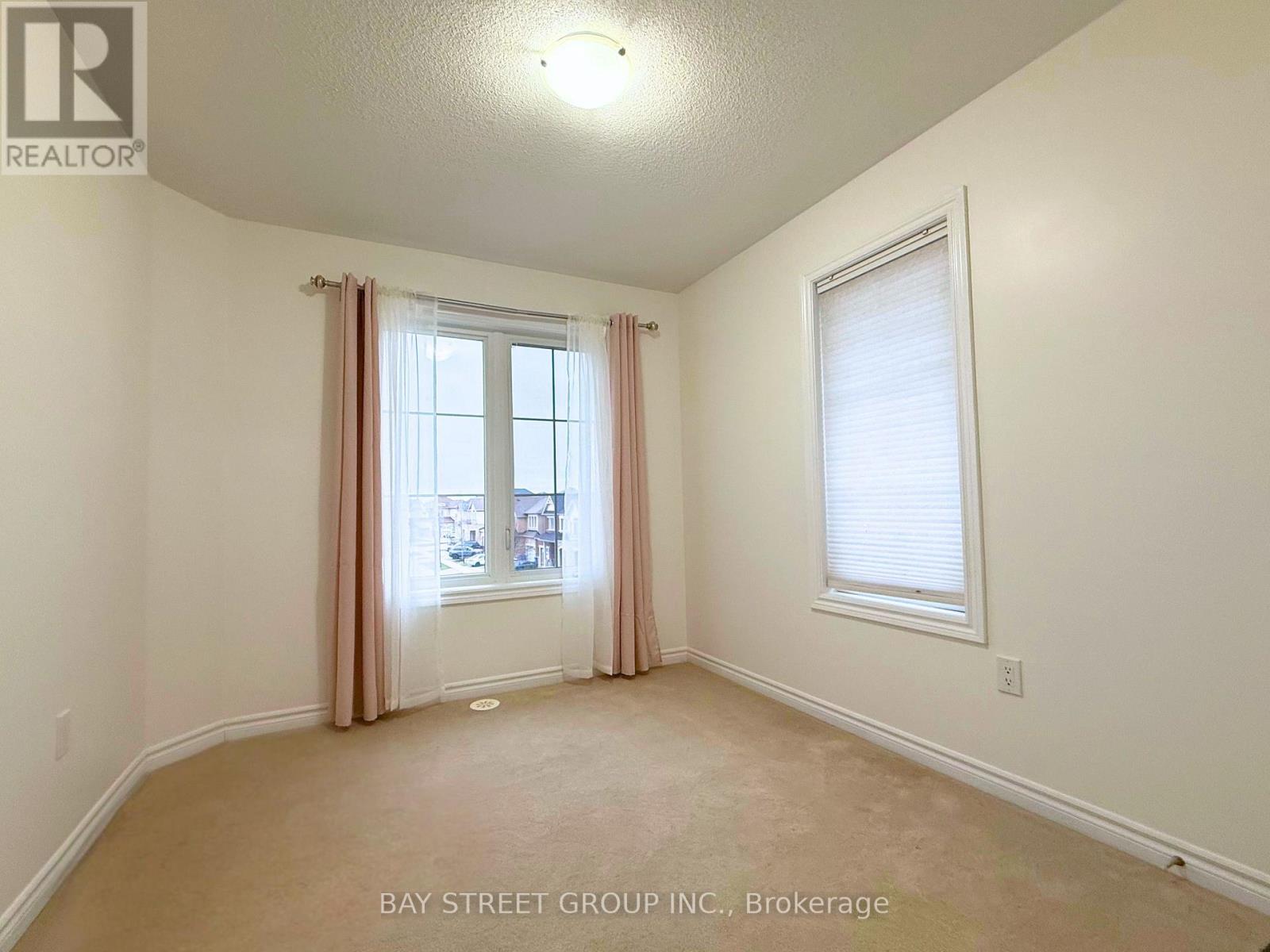 2564 Grand Oak Trail, Oakville, Ontario  L6M 0S4 - Photo 19 - W13093894