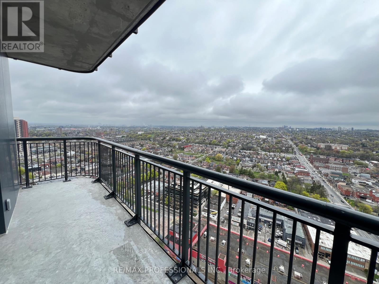 2702 - 1245 Dupont Street, Toronto, Ontario  M6H 0G5 - Photo 37 - W13093902
