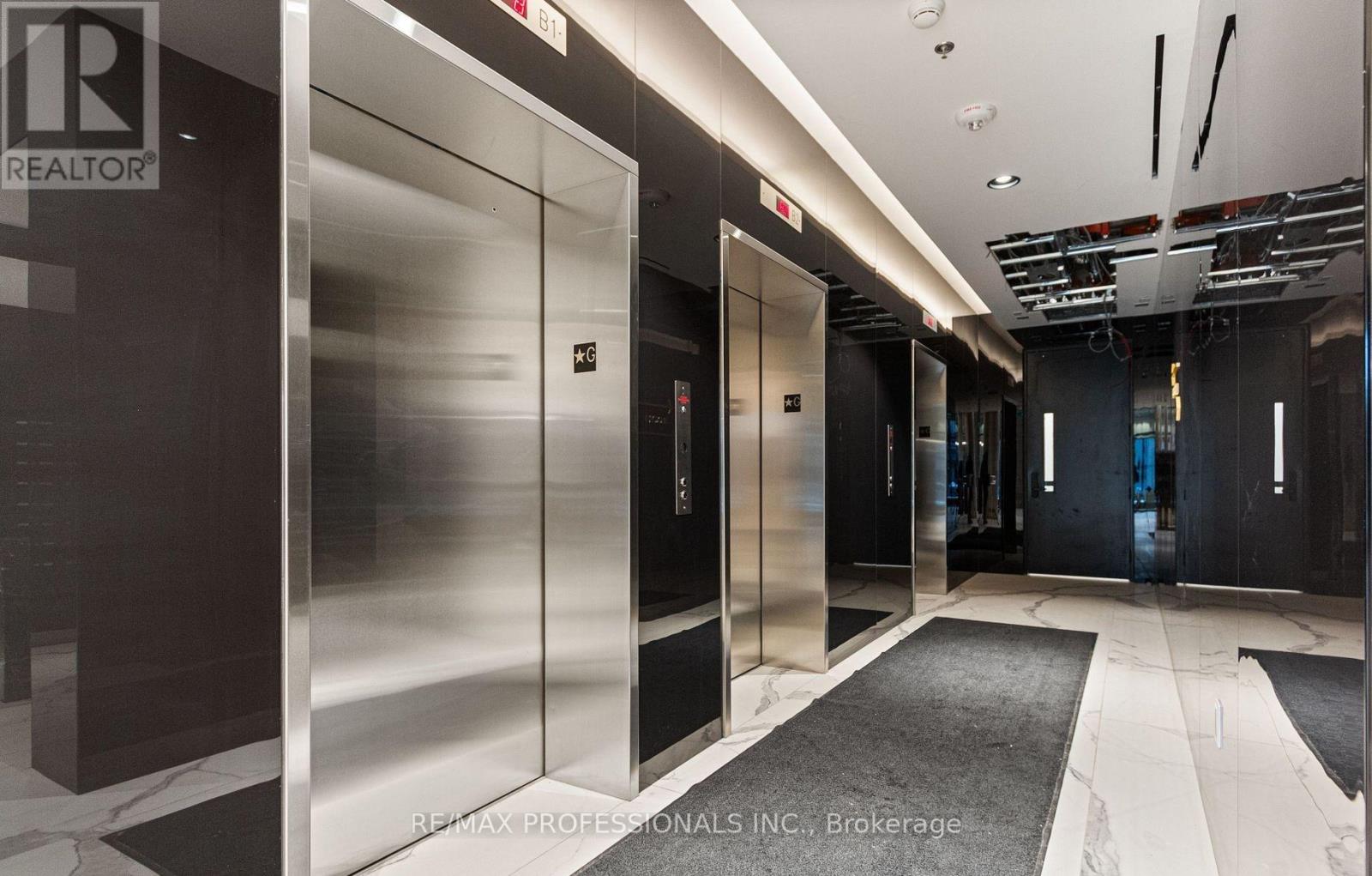2702 - 1245 Dupont Street, Toronto, Ontario  M6H 0G5 - Photo 5 - W13093902