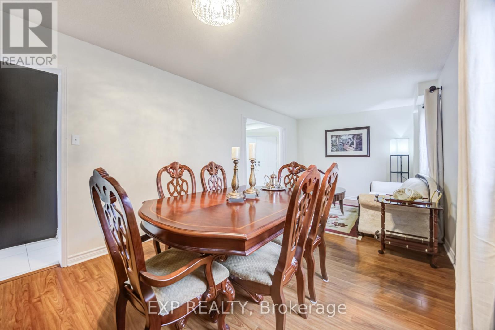 7 Flaming Oak Court, Brampton, Ontario  L6Y 4G5 - Photo 11 - W13093910