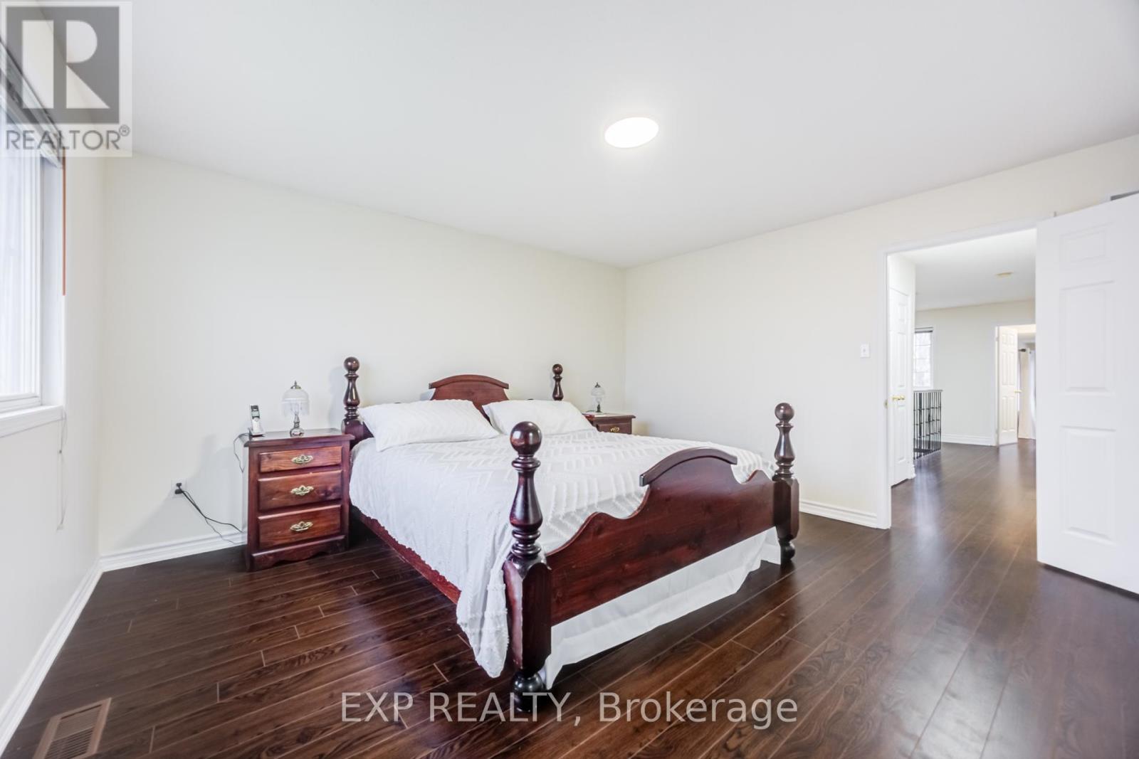 7 Flaming Oak Court, Brampton, Ontario  L6Y 4G5 - Photo 31 - W13093910