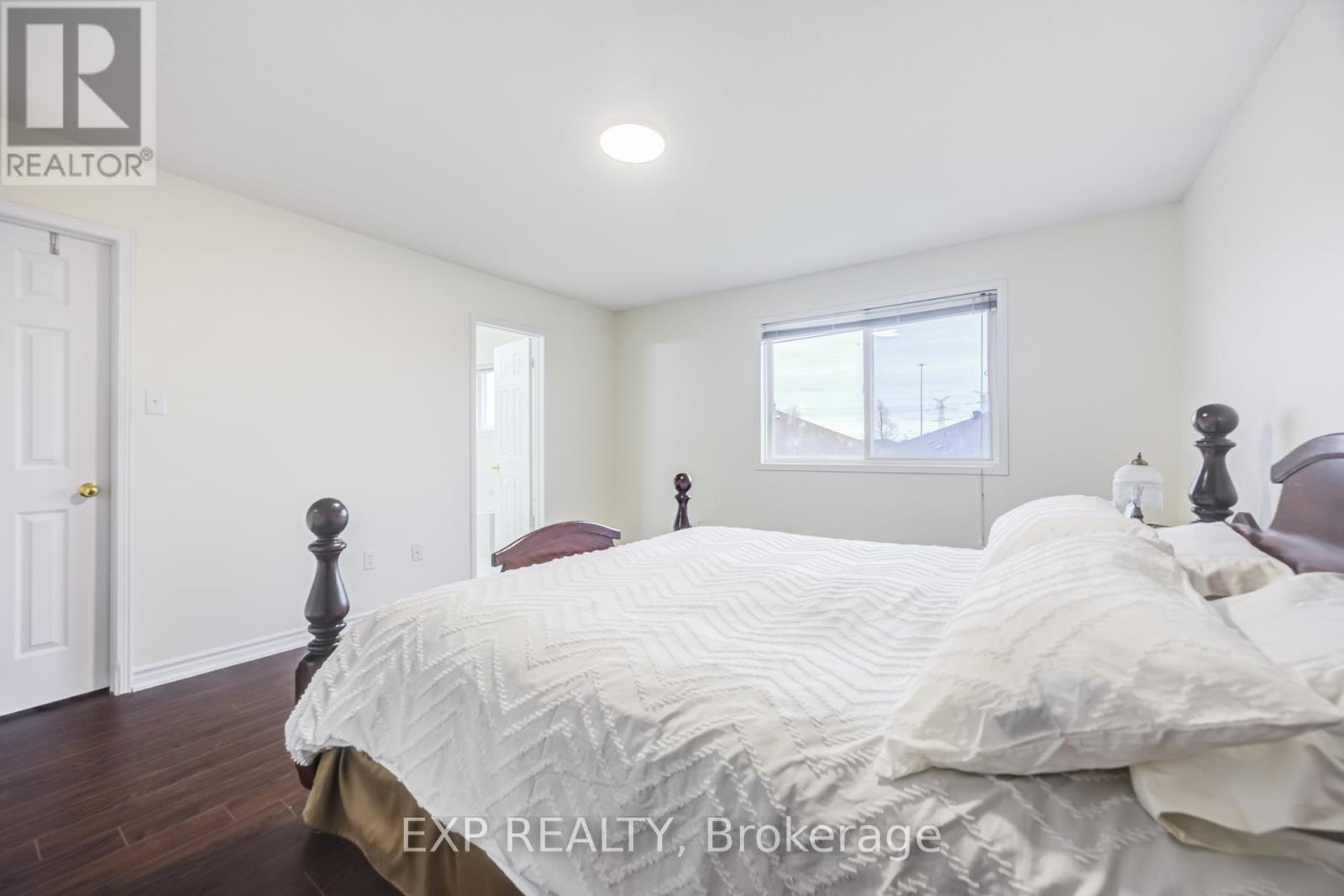7 Flaming Oak Court, Brampton, Ontario  L6Y 4G5 - Photo 32 - W13093910