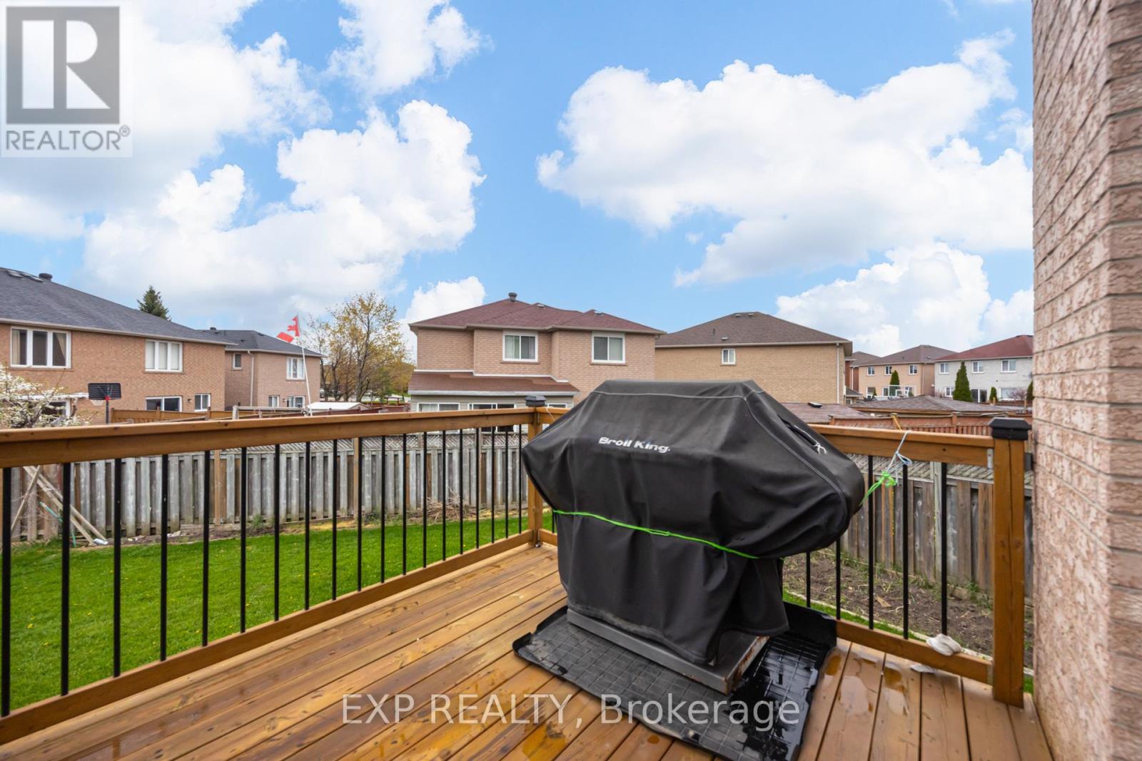 7 Flaming Oak Court, Brampton, Ontario  L6Y 4G5 - Photo 39 - W13093910