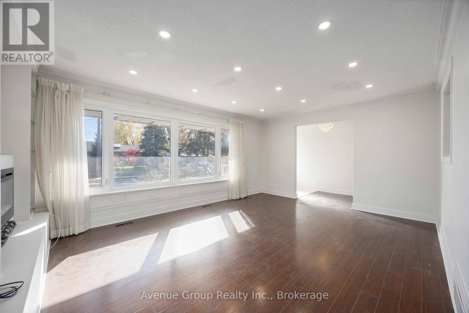 MAIN - 10 CHIPPING ROAD, Toronto, Ontario