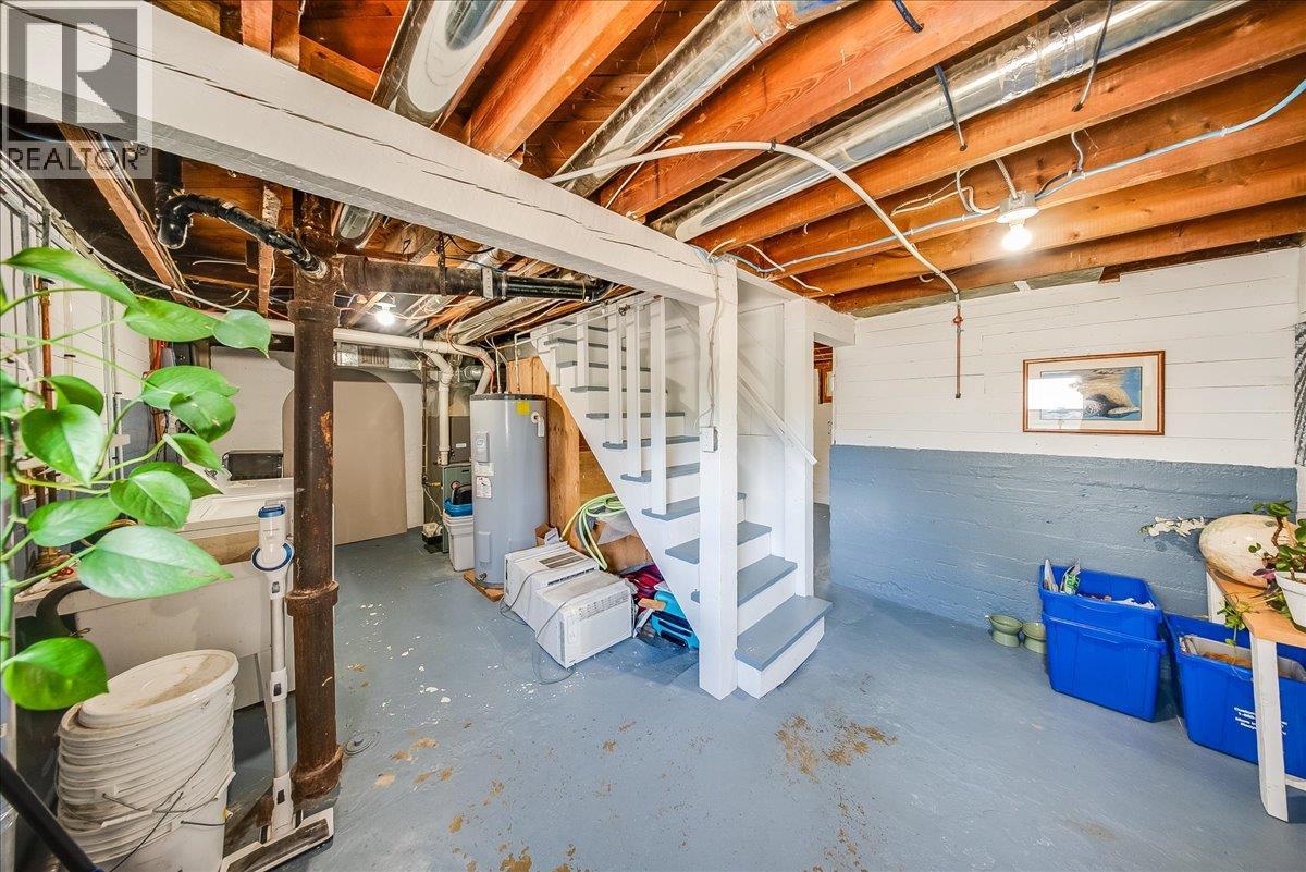 725 Shakespeare Street, Warfield, British Columbia  V1R 2B3 - Photo 22 - 10386168