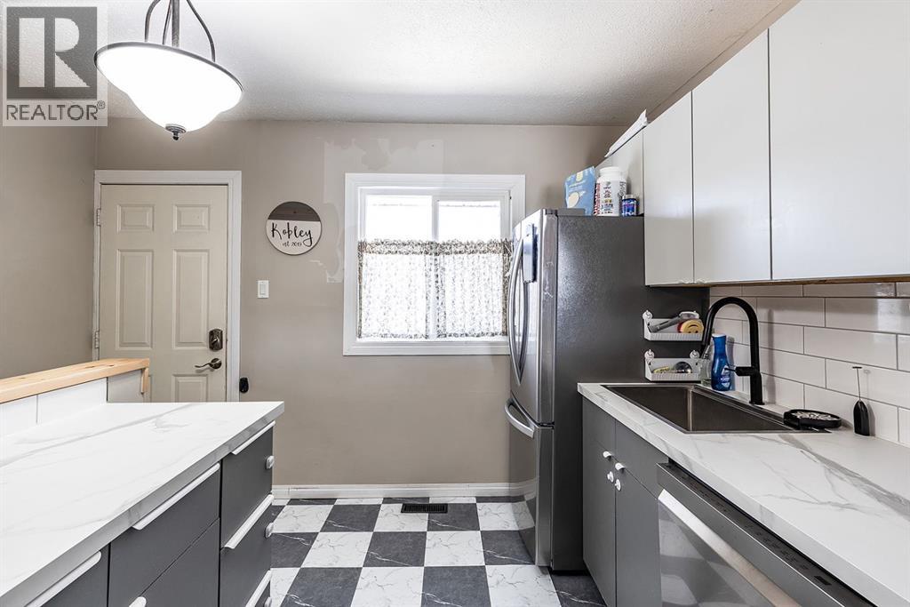 228 11 Street Sw, Medicine Hat, Alberta  T1A 4S4 - Photo 14 - A2308538