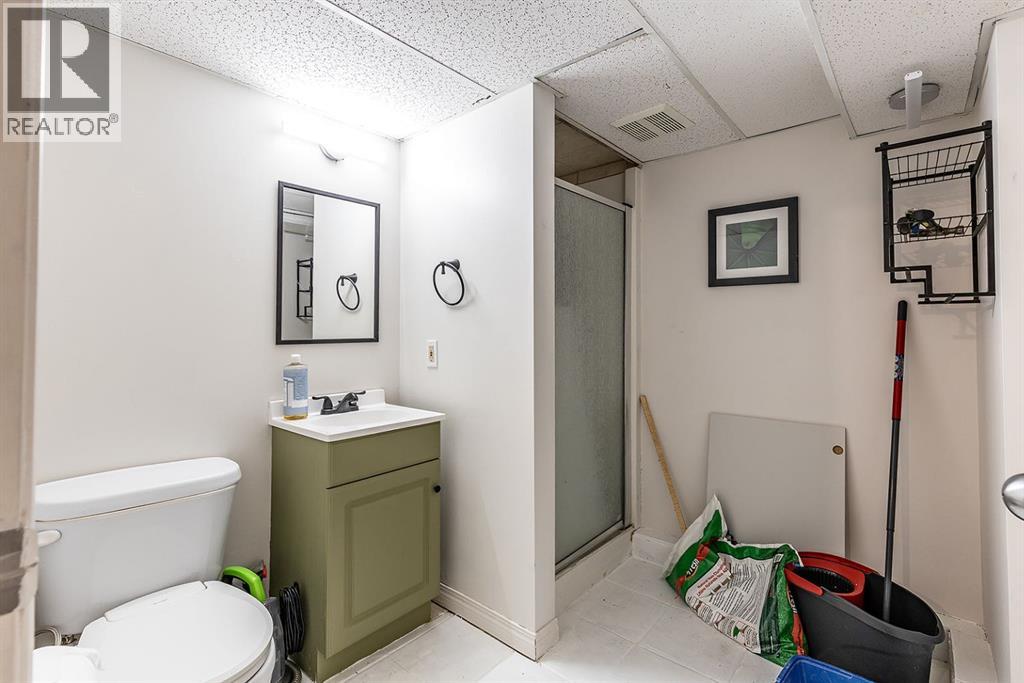 228 11 Street Sw, Medicine Hat, Alberta  T1A 4S4 - Photo 35 - A2308538