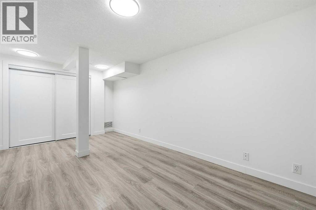 8003 33 Avenue Nw, Calgary, Alberta  T3B 1L5 - Photo 35 - A2304742