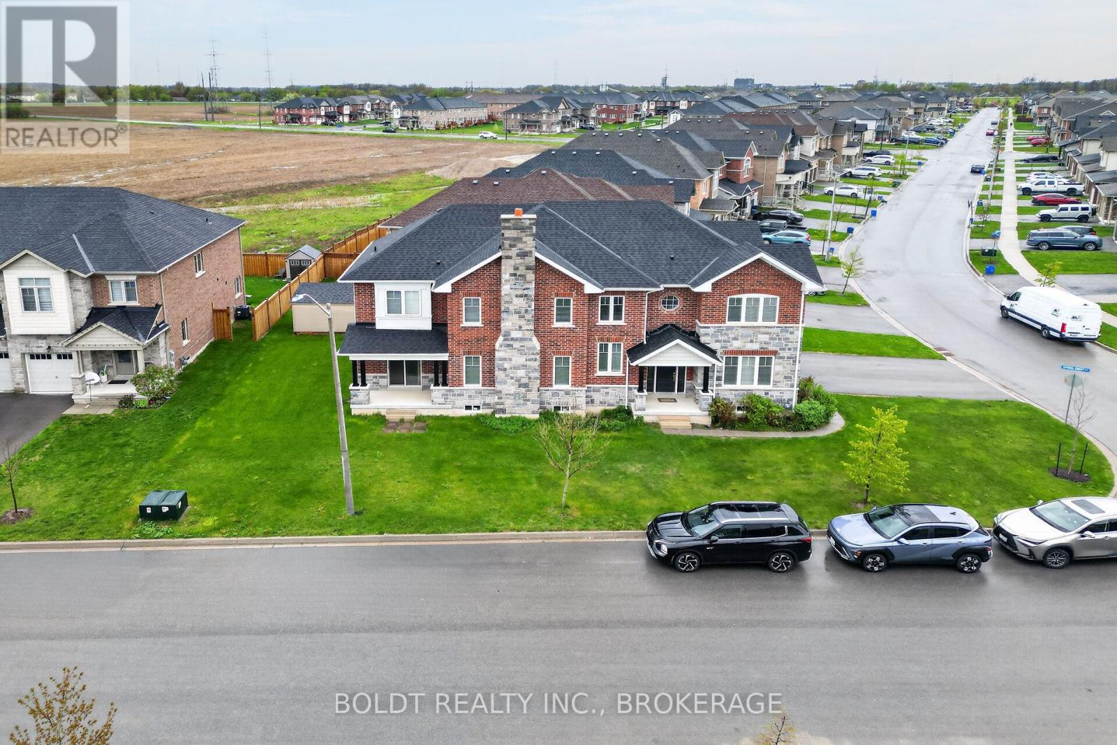 103 Homestead Way, Thorold, Ontario  L2V 0J8 - Photo 3 - X13093928