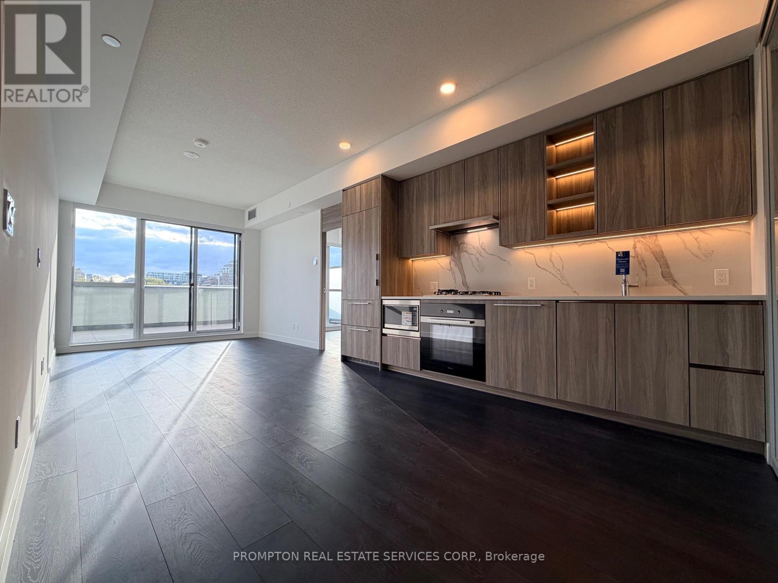 517 - 18 ESTHER SHINER BOULEVARD, Toronto, Ontario