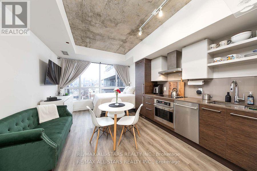 908 - 1030 King Street W, Toronto, Ontario  M6K 0B4 - Photo 3 - C13093944
