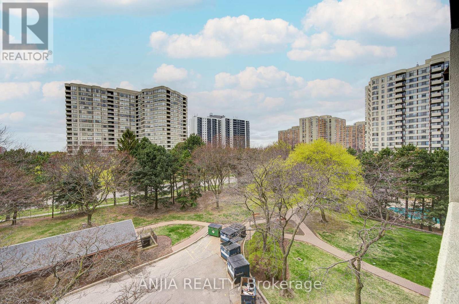 512 - 225 Bamburgh Circle, Toronto (Steeles), Ontario  M1W 3X9 - Photo 15 - E13093948