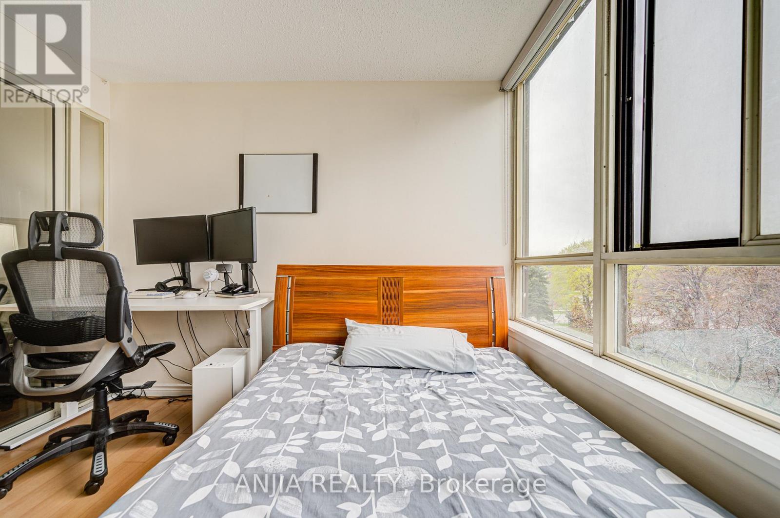 512 - 225 Bamburgh Circle, Toronto (Steeles), Ontario  M1W 3X9 - Photo 19 - E13093948