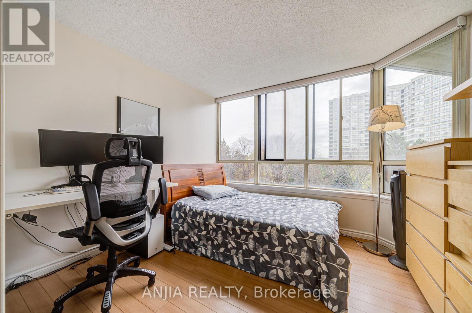 512 - 225 Bamburgh Circle, Toronto (Steeles), Ontario  M1W 3X9 - Photo 21 - E13093948