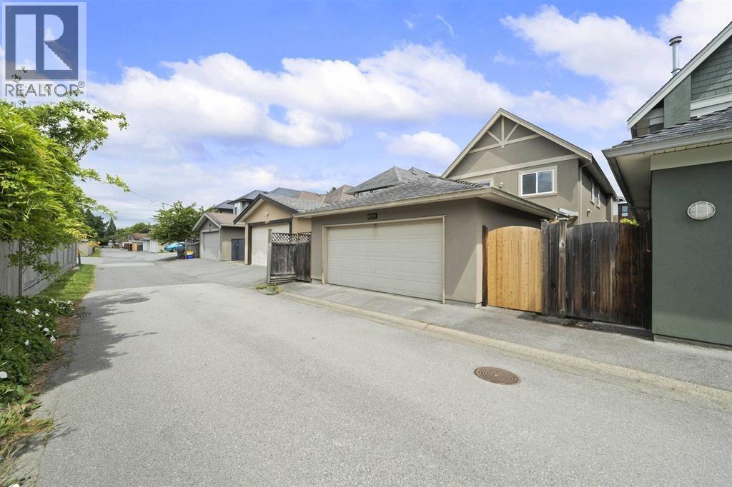 8300 NO 1 ROAD, Richmond, British Columbia