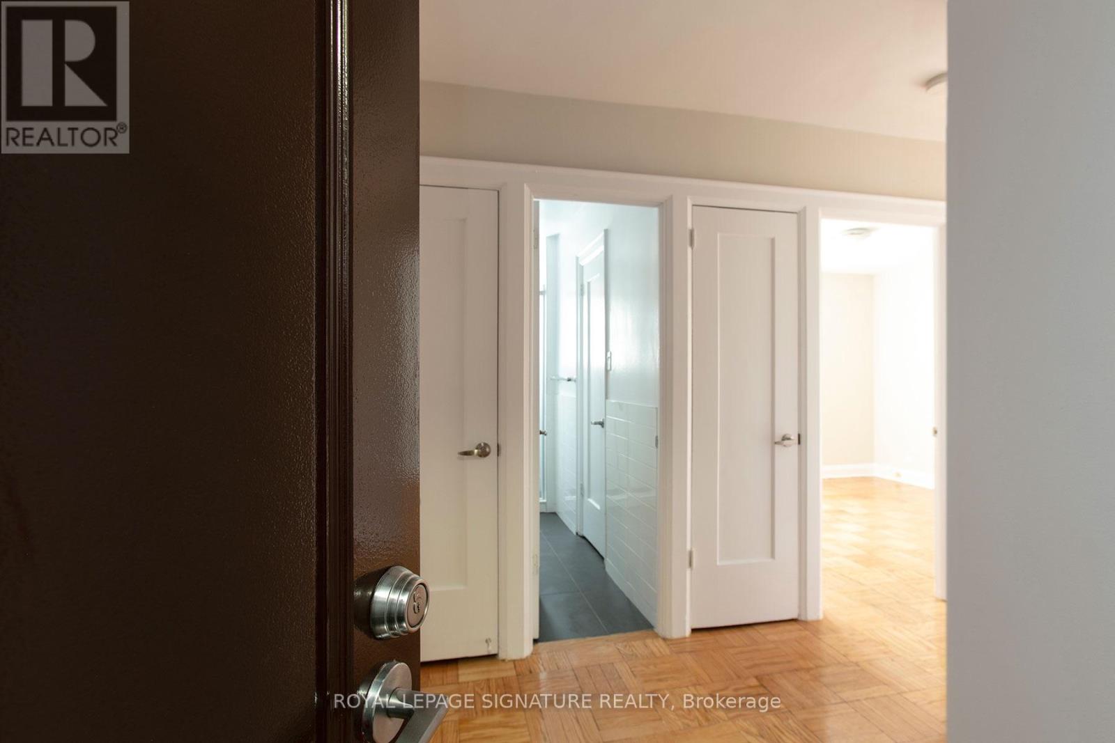 402 - 394 Avenue Road, Toronto, Ontario  M4V 2H4 - Photo 5 - C13090228