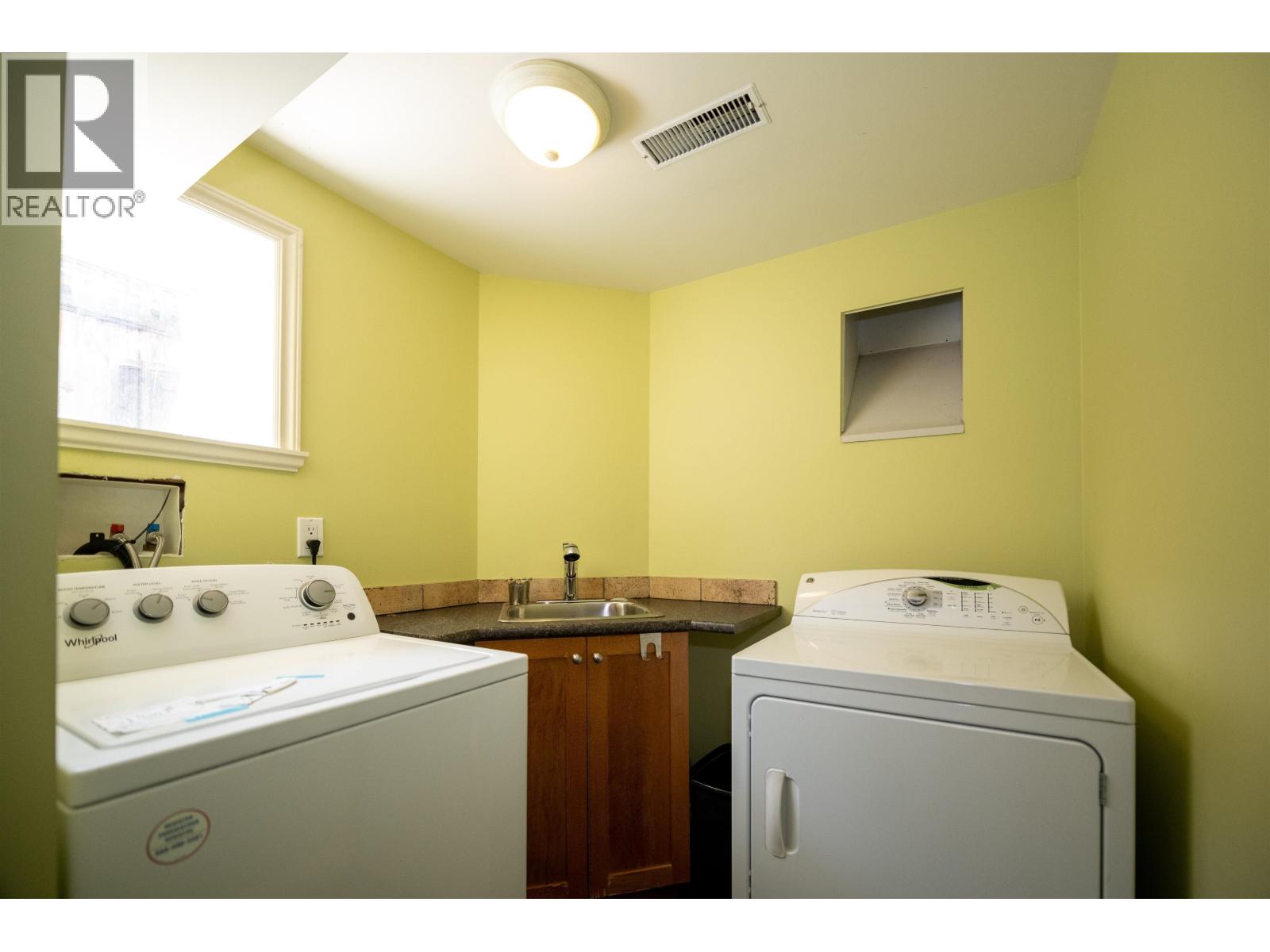 893 Friar Crescent, North Vancouver, British Columbia  V7G 1M5 - Photo 23 - R3120684
