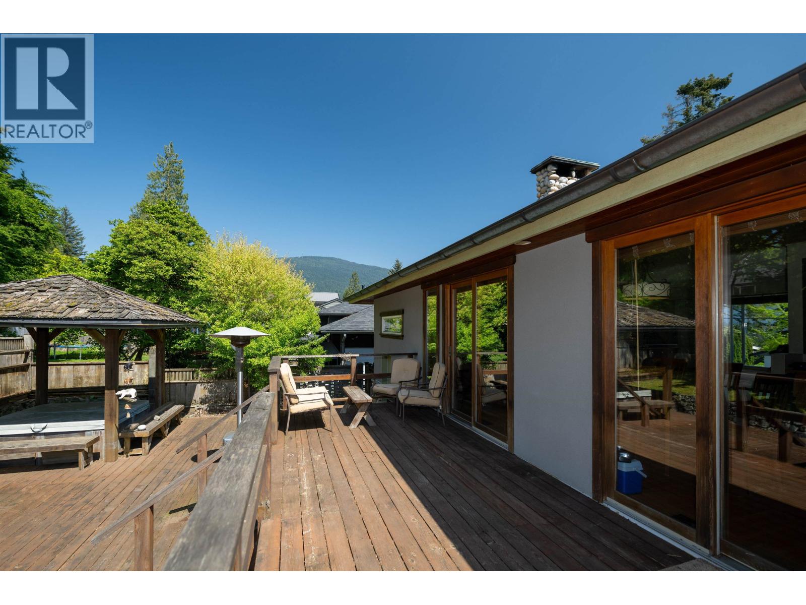 893 Friar Crescent, North Vancouver, British Columbia  V7G 1M5 - Photo 27 - R3120684