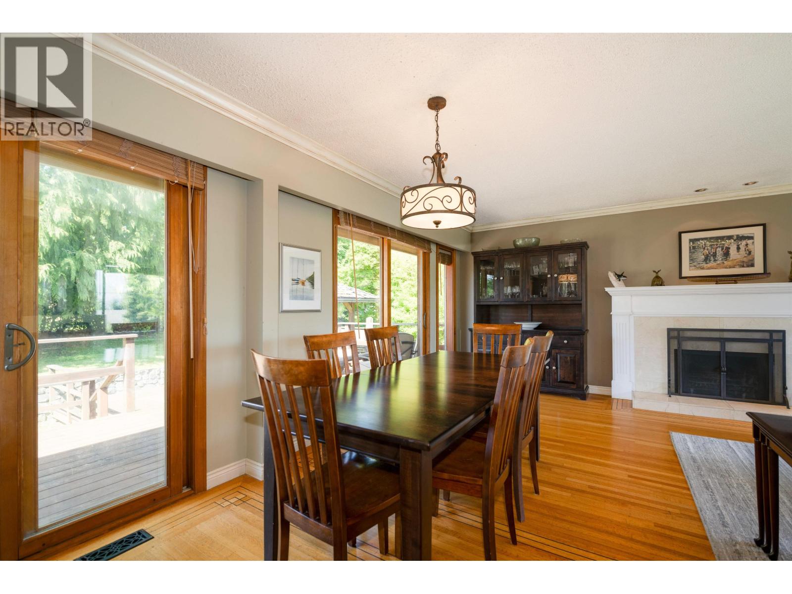 893 Friar Crescent, North Vancouver, British Columbia  V7G 1M5 - Photo 9 - R3120684