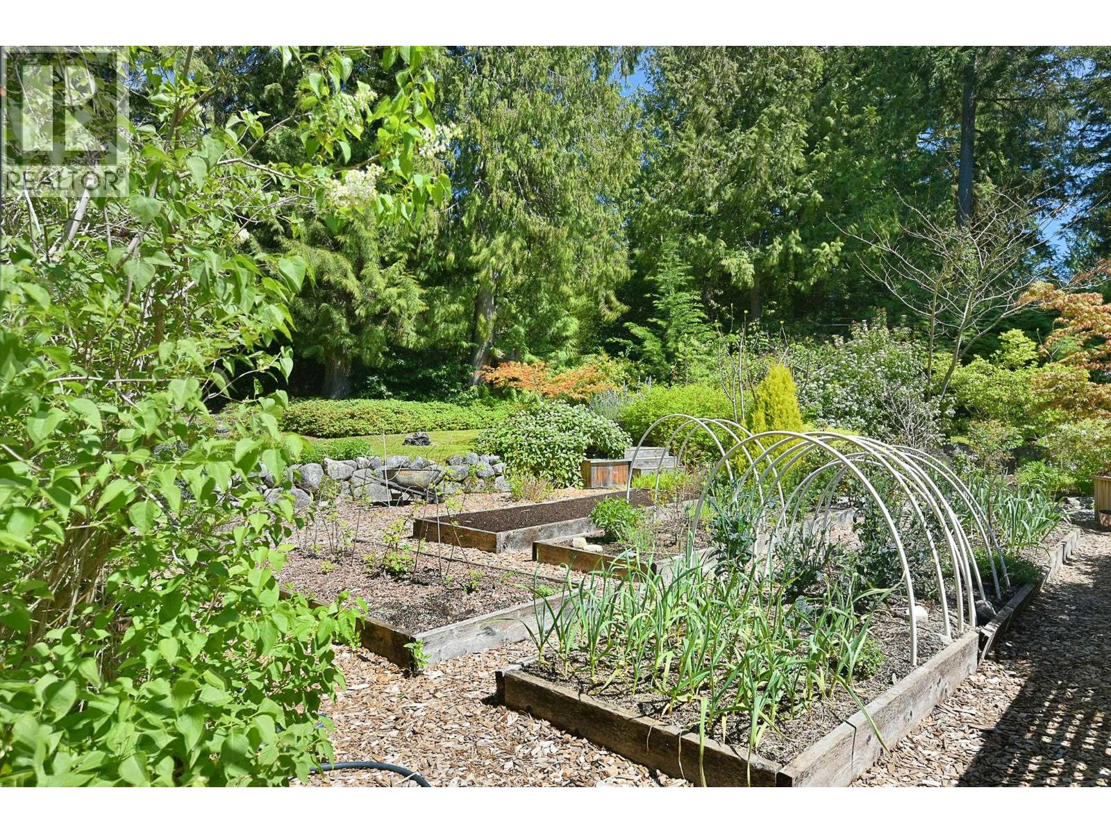 8071 Wildwood Road, Halfmoon Bay, British Columbia  V7Z 1A8 - Photo 31 - R3120686