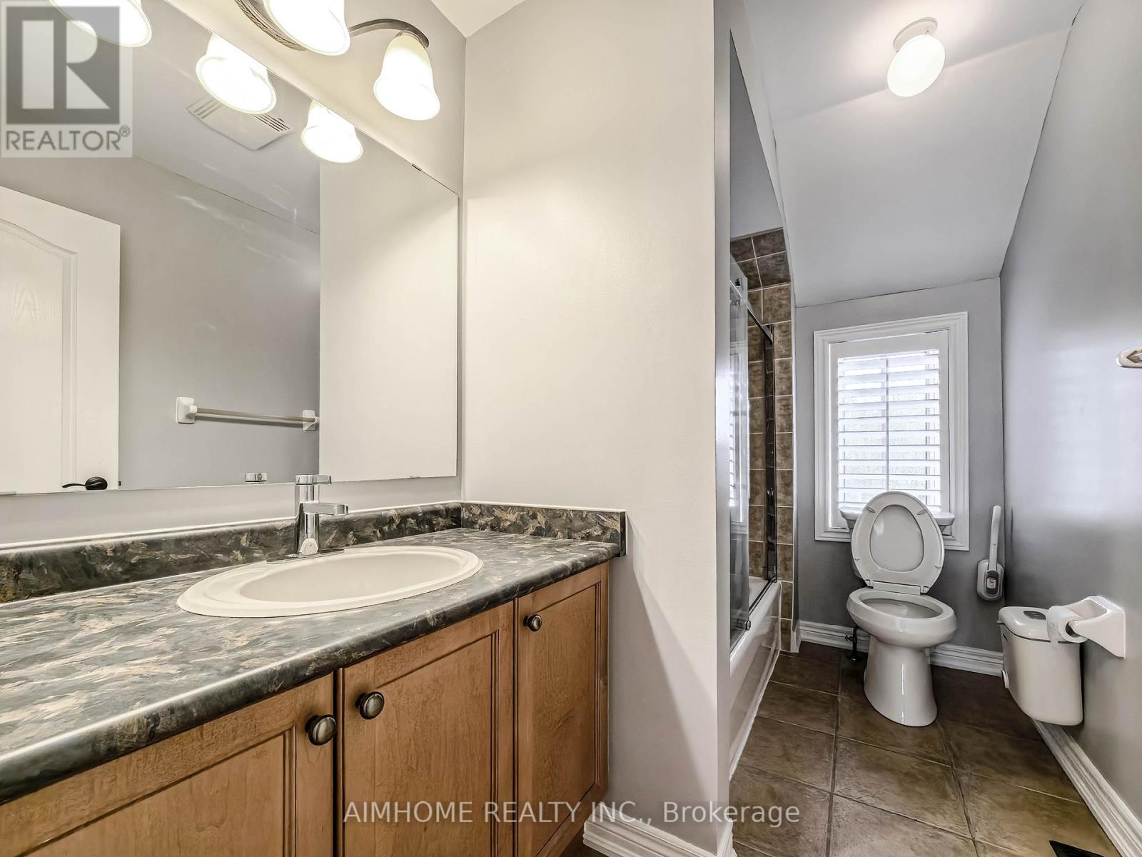 16 Chasser Drive, Markham, Ontario  L6E 1K4 - Photo 26 - N13093940