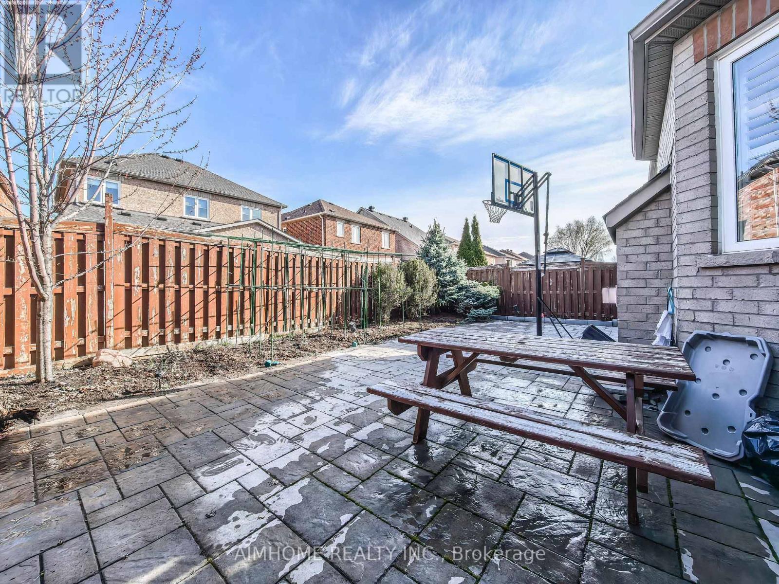 16 Chasser Drive, Markham, Ontario  L6E 1K4 - Photo 33 - N13093940