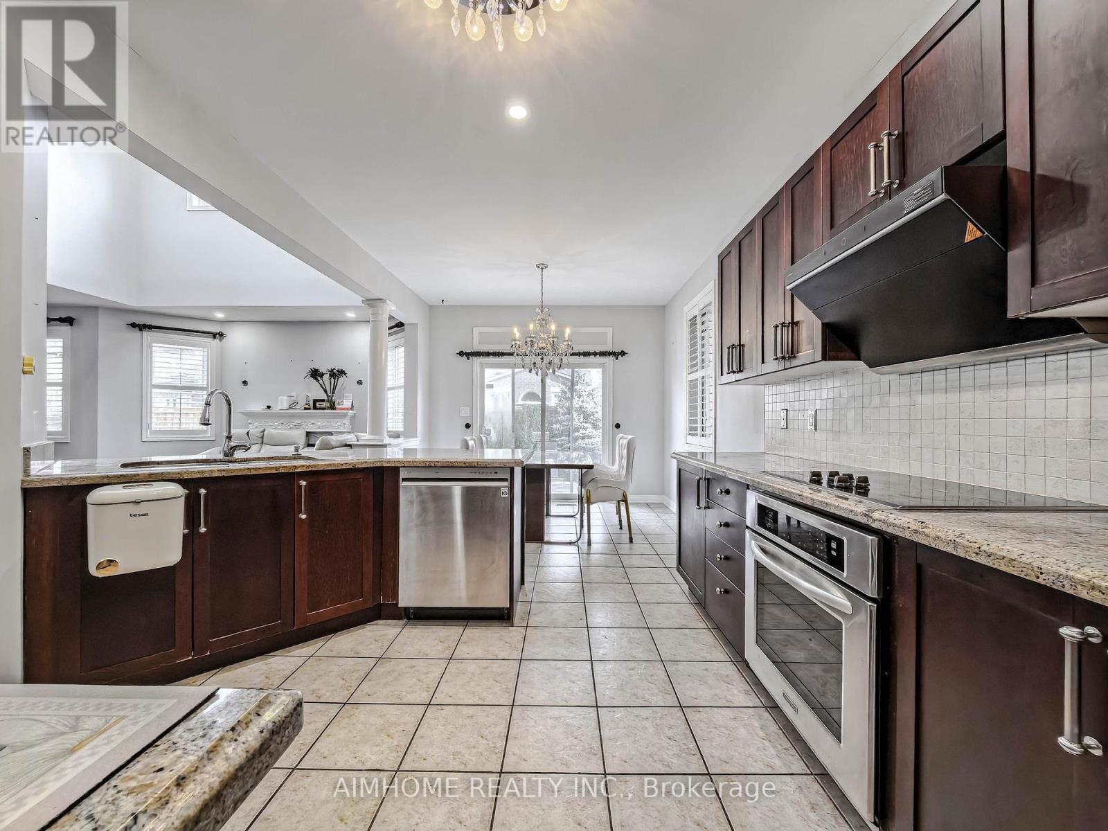 16 Chasser Drive, Markham, Ontario  L6E 1K4 - Photo 8 - N13093940