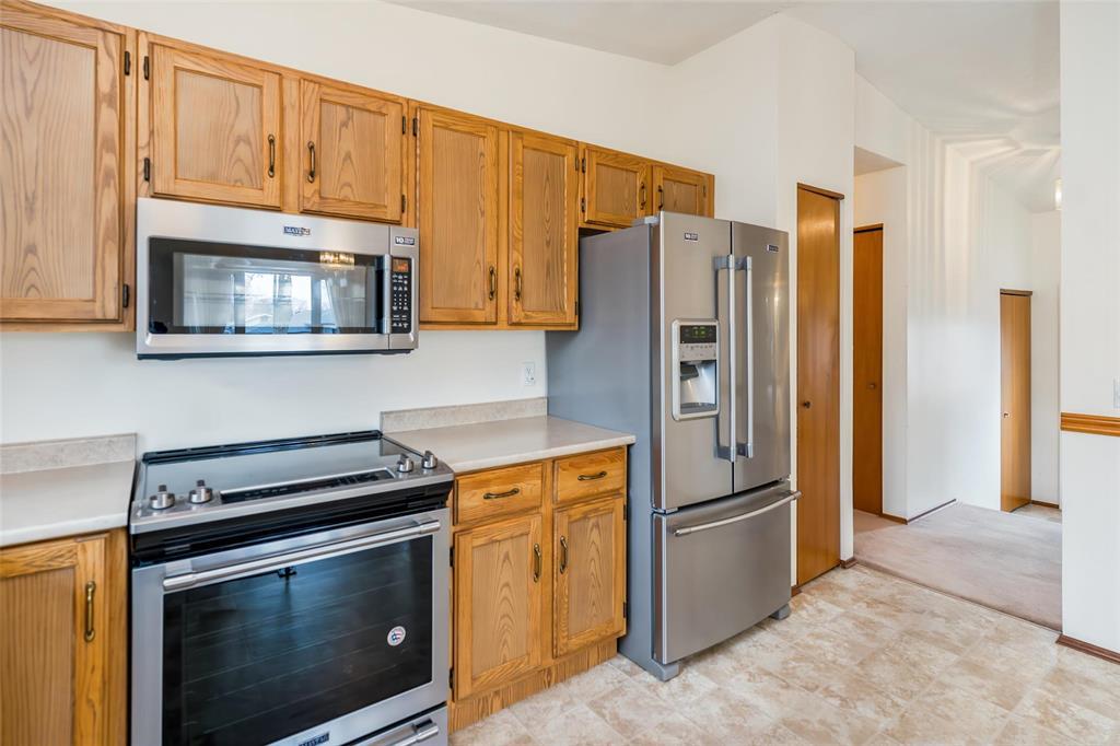 71 Lynn Lake Drive, Winnipeg, Manitoba  R2C 4J7 - Photo 17 - 202609592