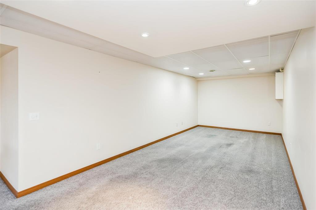 71 Lynn Lake Drive, Winnipeg, Manitoba  R2C 4J7 - Photo 32 - 202609592