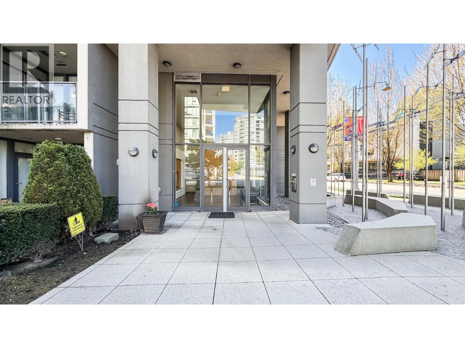 501 7360 ELMBRIDGE WAY, Richmond, British Columbia