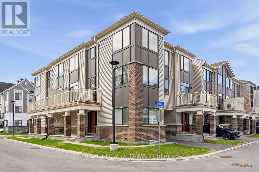 920 Nova Private, Ottawa, Ontario  K2J 7B2 - Photo 2 - X13094004