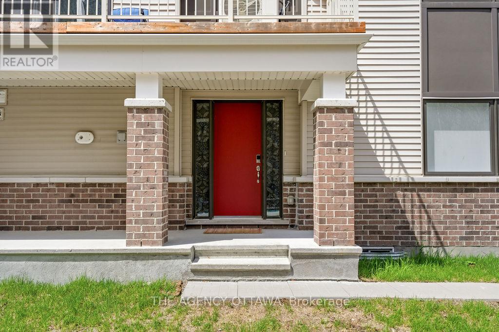 920 Nova Private, Ottawa, Ontario  K2J 7B2 - Photo 4 - X13094004