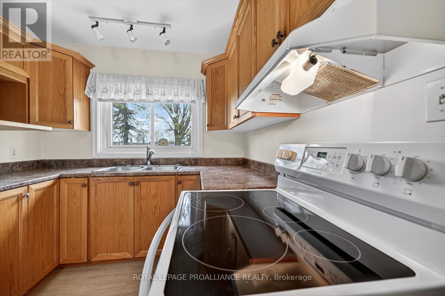 6 Robert Road, Augusta, Ontario  K0E 1T0 - Photo 14 - X13094002
