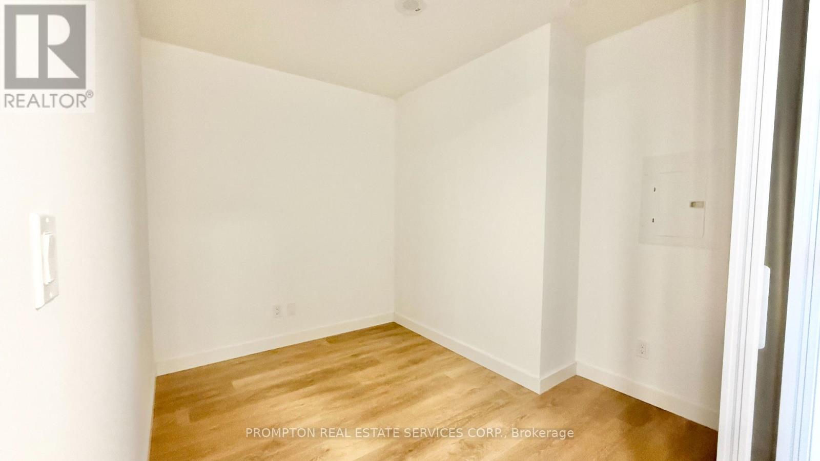 557 - 68 Esther Shiner Boulevard, Toronto, Ontario  M2K 0J6 - Photo 4 - C13093960