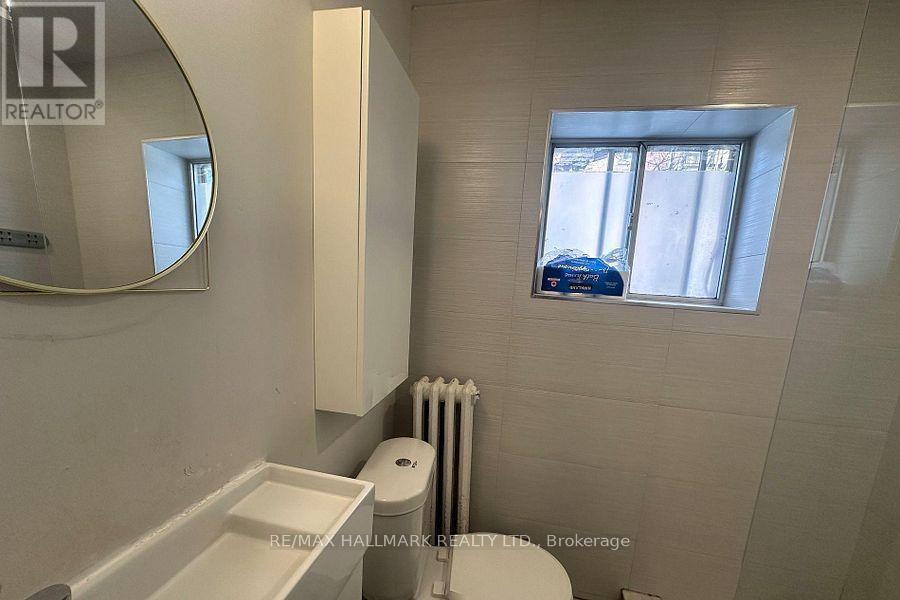 5 - 595 St Clair Avenue W, Toronto, Ontario  M6C 1A3 - Photo 11 - C13093966